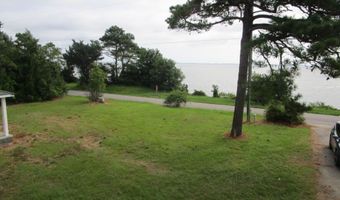330 Narrow Shore Rd, Aydlett, NC 27916
