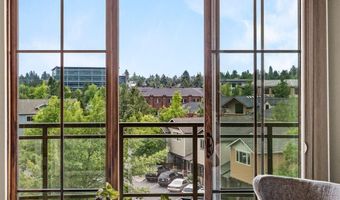 363 SW Bluff Dr 409, Bend, OR 97702