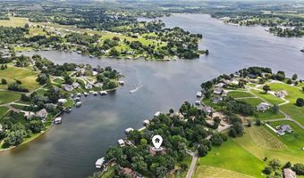 1066 Lake Viking Ter, Altamont, MO 64620