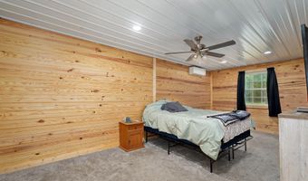 18013 Lawrence 2167, Aurora, MO 65605
