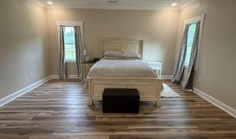 1867 Locust Grove Rd, Batesville, AR 72501