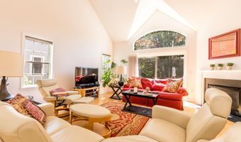 26 Carnoustie Rd, Bourne, MA 02532