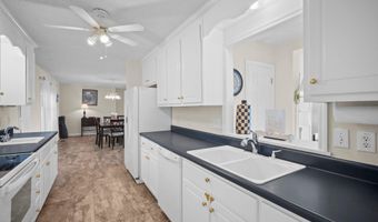 32 Eustis Landing Rd, Beaufort, SC 29907
