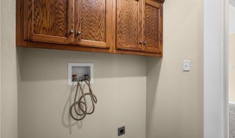 717 S 5th St, Atchison, KS 66002
