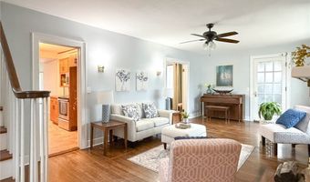 2812 Ogden Pl, Utica, NY 13501