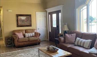 520 Holiday Dr, Ardmore, OK 73401