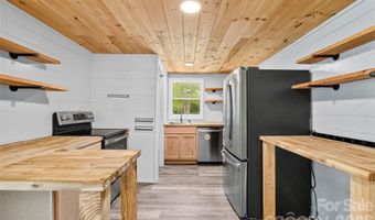 75 Old Macedonia Rd, Alexander, NC 28701