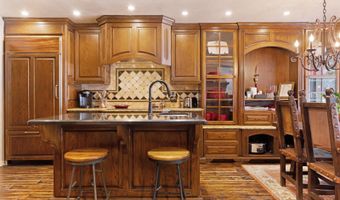 264 Eagle Dr 203, Avon, CO 81620