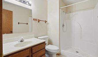 407 Summit St, Belle Fourche, SD 57717