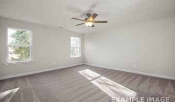 559 Whinfield Pl, Aberdeen, NC 28315