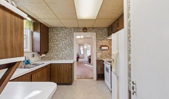 804 Hannah Ave, Alma, MI 48801