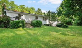 1009 OAK TREE Rd, Akron, OH 44320