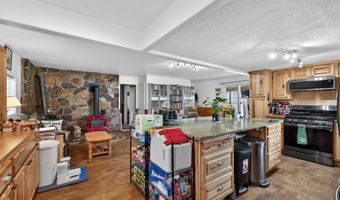 114 Bayview Rd, Athol, ID 83801