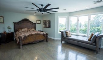 9 Katelan Ct, Cranston, RI 02921