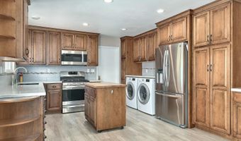 1209 Rosewood Ave, Camarillo, CA 93010