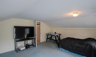 235 E Saint Clair St, Almont, MI 48003