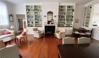 167 Coggeshall Ave A, Newport, RI 02840