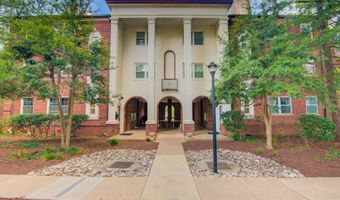 2100 N SCOTT St 103, Arlington, VA 22209
