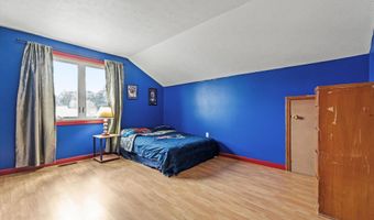 27 Country Hill Rd, Nashua, NH 03063