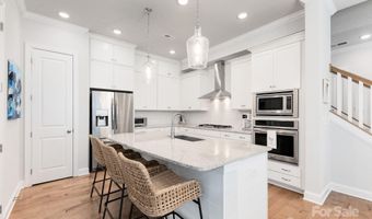 521 Belton St, Charlotte, NC 28209