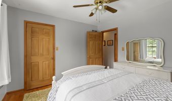 8 WORTHAM Ct, Bear, DE 19701
