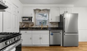 17261 Anne Ave, Allen Park, MI 48101