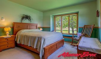 136 McCullough Dr, Cody, WY 82414