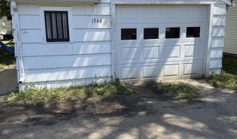 1748 S 2nd St, Aberdeen, SD 57401