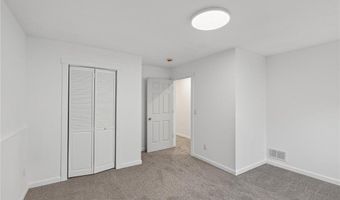 14786 Hallmark Dr, Apple Valley, MN 55124