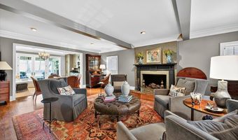 1153 Saint Andrews Dr, Macon, GA 31210