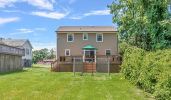 119 East Rd, Belford, NJ 07718