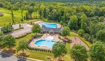 2136 ARMISTEAD Ln, Auburn, AL 36830