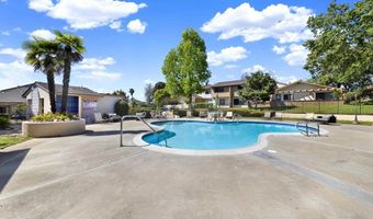 6050 Henderson Dr 16, La Mesa, CA 91942
