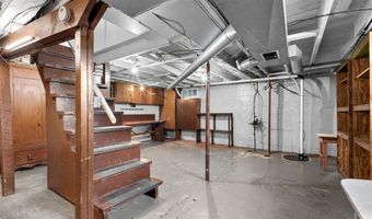 285 Division St, Algoma, WI 54201