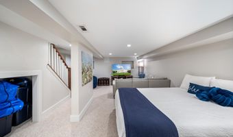 613 LONGFELLOW St NW, Washington, DC 20011