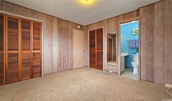 1418 Kuahaka St, Pearl City, HI 96782