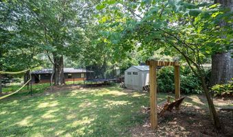 160 Crestview Cir, Athens, GA 30606