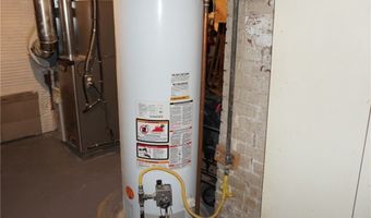 2083 17th St SW, Akron, OH 44314