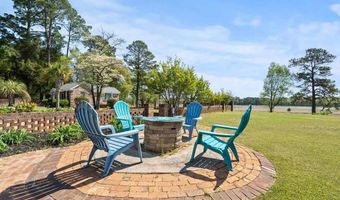 716 Lakeshore Dr, Bennettsville, SC 29512