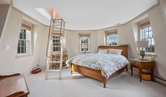 34 Black Duck Ln, Barnstable, MA 02630