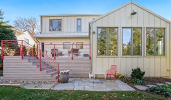 5619 OAKMONT Ave, Bethesda, MD 20817