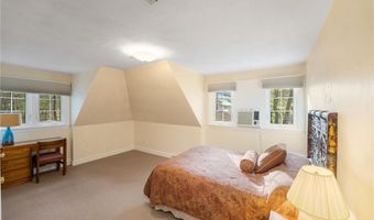 12 Georgiana Dr, Cumberland, RI 02864