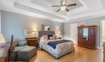 3774 Hunters Chase Ct, Peachtree Corners, GA 30096