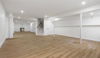 130 Zoar Ave, Attleboro, MA 02703