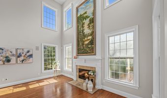 2086 Autumn Hill Dr, Ann Arbor, MI 48103