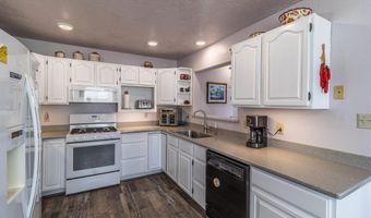 6663 Us 64, Bloomfield, NM 87413