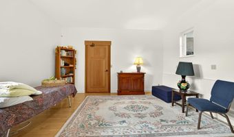 2026 Ashland Mine Rd, Ashland, OR 97520