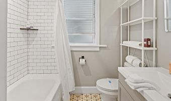 114 S Raleigh Ave, Atlantic City, NJ 08401