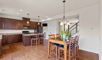 302 Pointe View Dr, Adams Twp., PA 16046