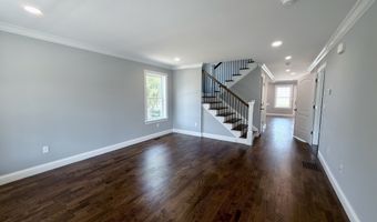 420 Greenwood St, Bridgeport, CT 06606